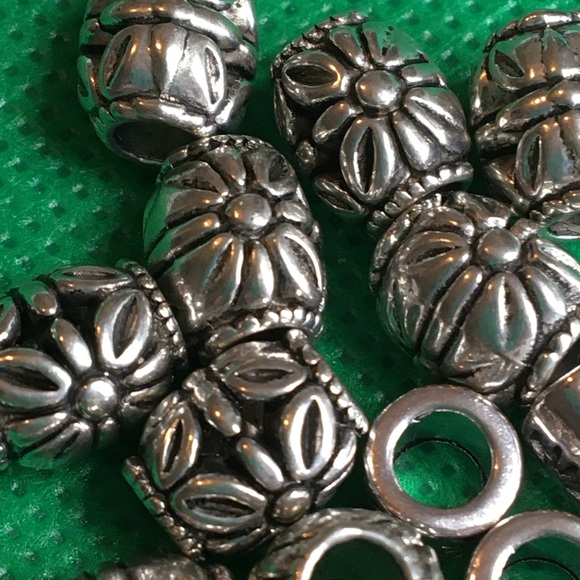Silver spacer beads - Picture 2 of 4